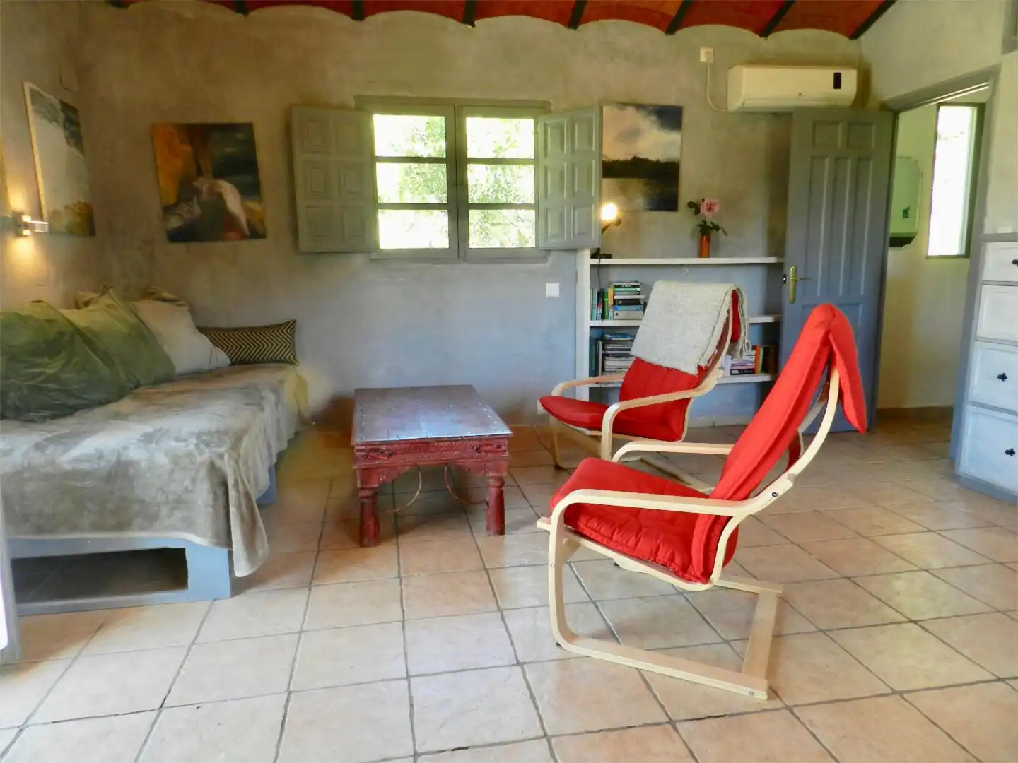 Casa o chalet de alquiler en Camino Fontana, 5, Cortes de la Frontera Sala de estar de Casa o chalet de alquiler en Cortes de la Frontera con Aire acondicionado, Calefacción y Jardín privado