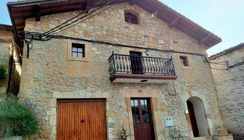 Foto 1 de Casa o xalet en venda a La Iglesia Kalea, 42, Valdegovia / Gaubea, Araba - Álava