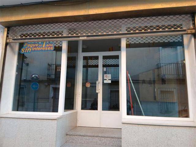 Local comercial en Alquiler en Yepes
