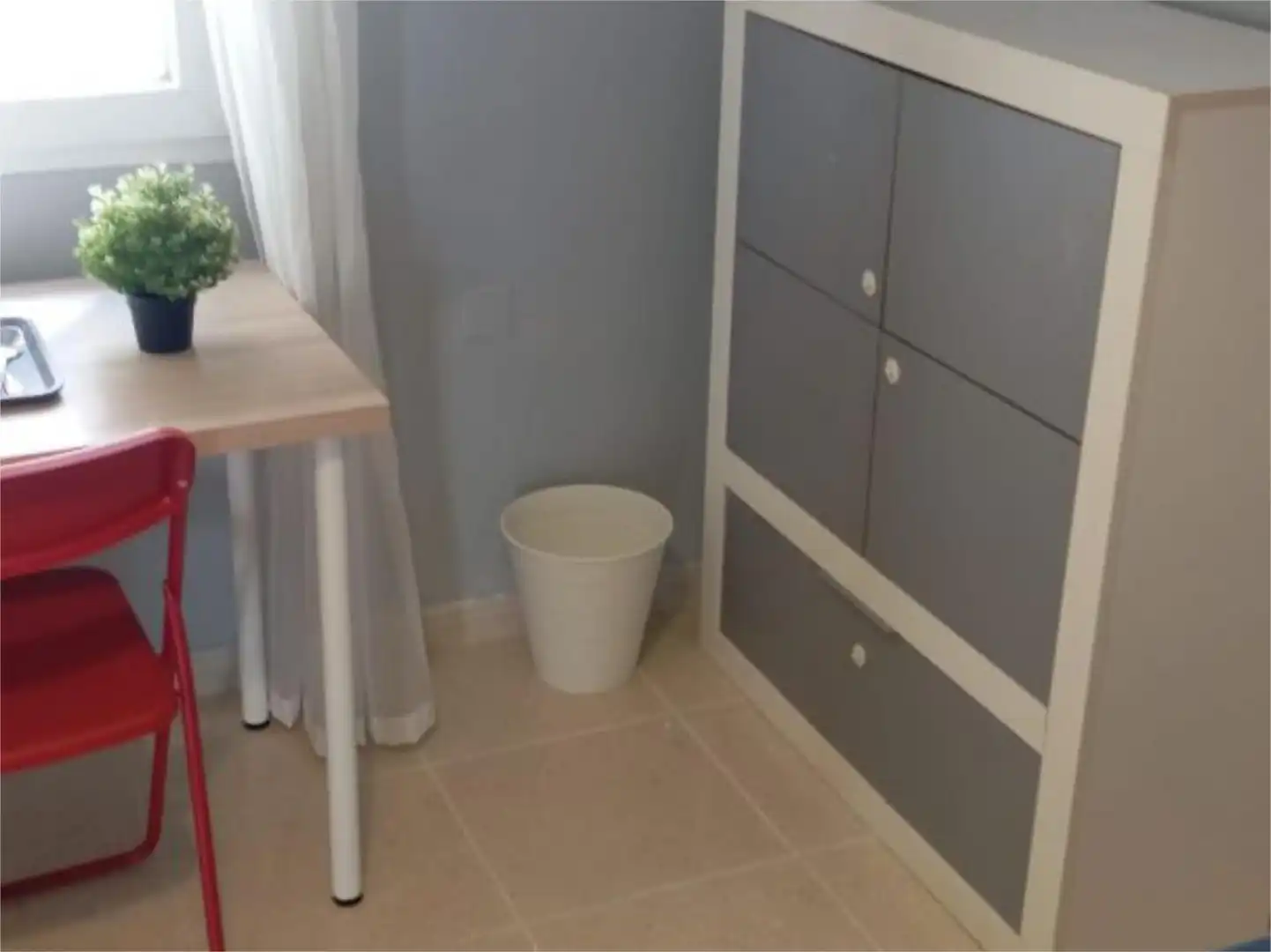 Habitación en Calle Luis de Baeza, 17, Barrio Alto - San Félix Baño de Piso para compartir en Almería con Amueblado y Videoportero