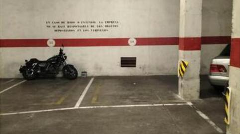 Foto 2 de Garatge de lloguer a Sant Crist, Barcelona