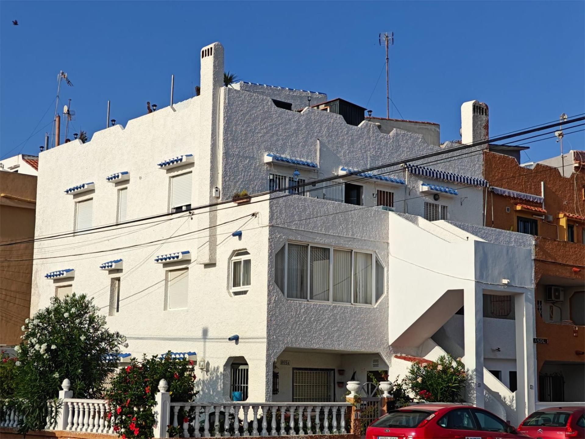Vista exterior de Pis en venda en Torrevieja amb Aire condicionat, Calefacció i Terrassa