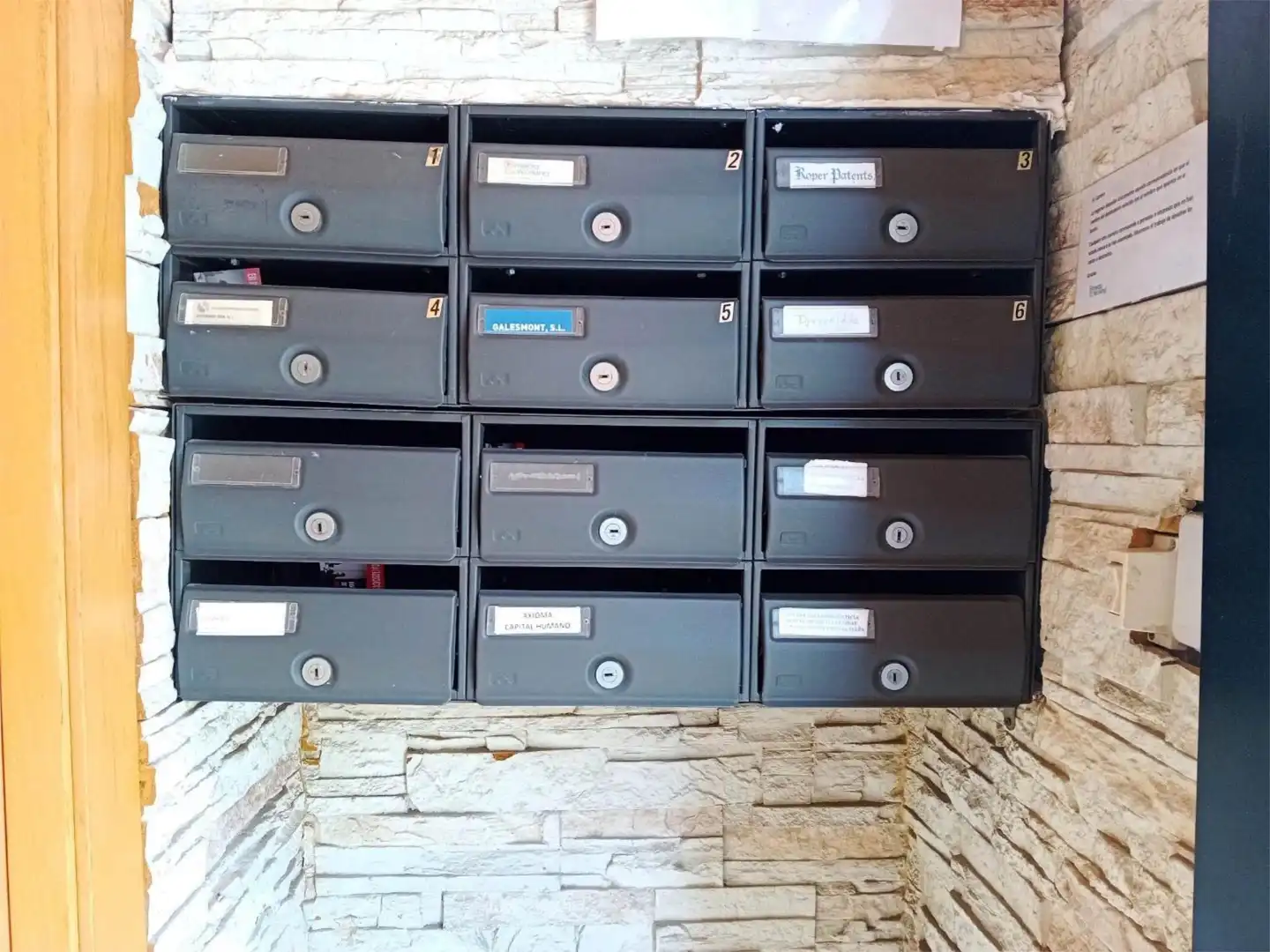 Oficina de lloguer a Carrer de Dolors Almeda i Roig, 10, Almeda - El Corte Inglés Oficina de lloguer en Cornellà de Llobregat