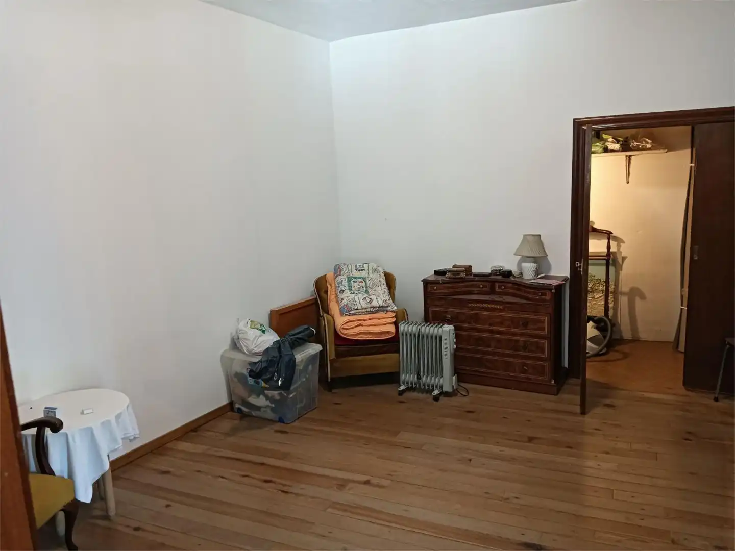 Houses for sale in Calle Enlace, 12, Pueblo Houses for sale in Pozuelo de Alarcón with Heating, Private garden and Terrace