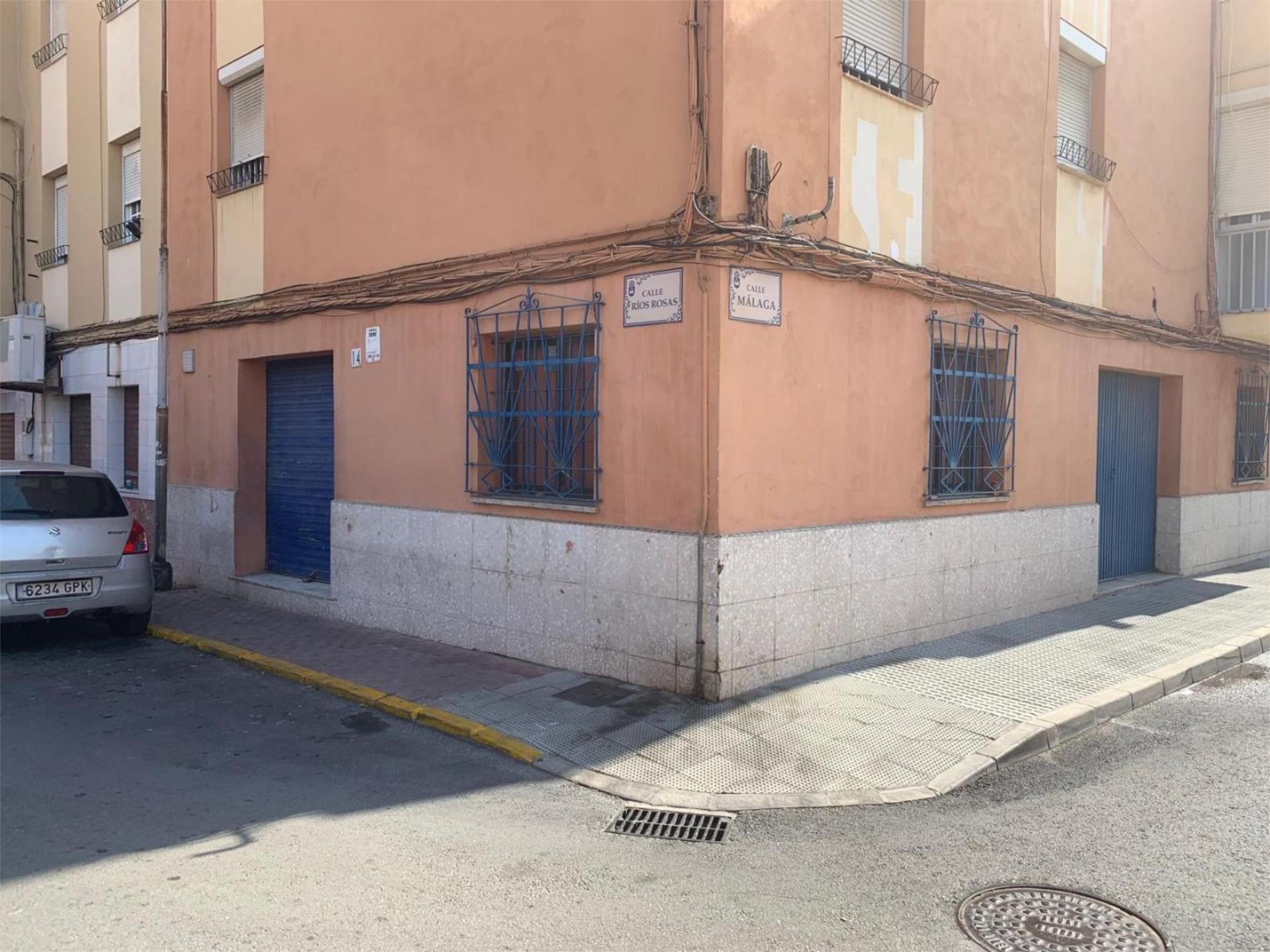 Vista exterior de Local en venda en La Línea de la Concepción