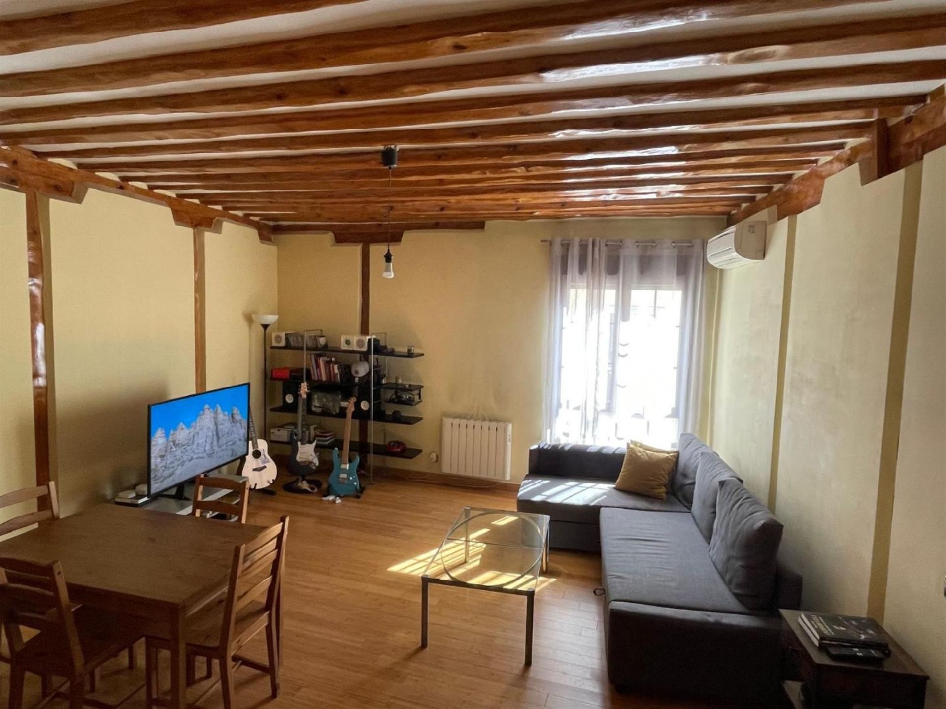 Sala d'estar de Apartament de lloguer en  Madrid Capital amb Aire condicionat