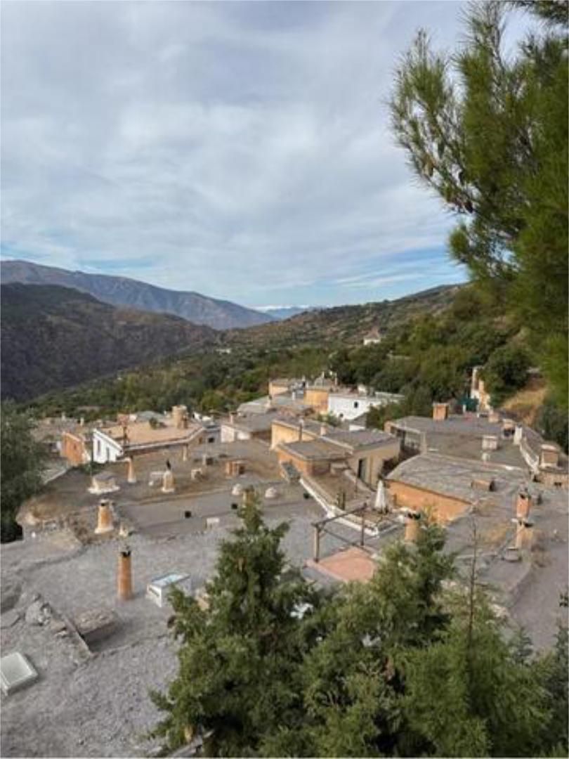 Vista exterior de Casa o xalet per a compartir en La Taha amb Calefacció, Jardí privat i Terrassa