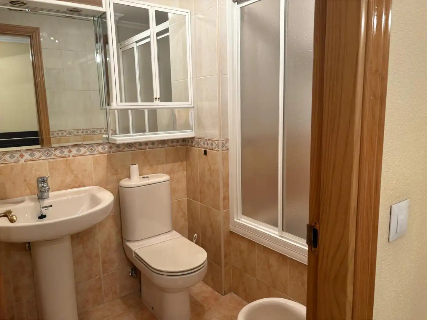Wohnung zur Miete in Plaza San Bruno, 2, Gamonal - San Bruno - G9 Wohnung zur Miete in Plaza San Bruno, 2, Gamonal - San Bruno - G9