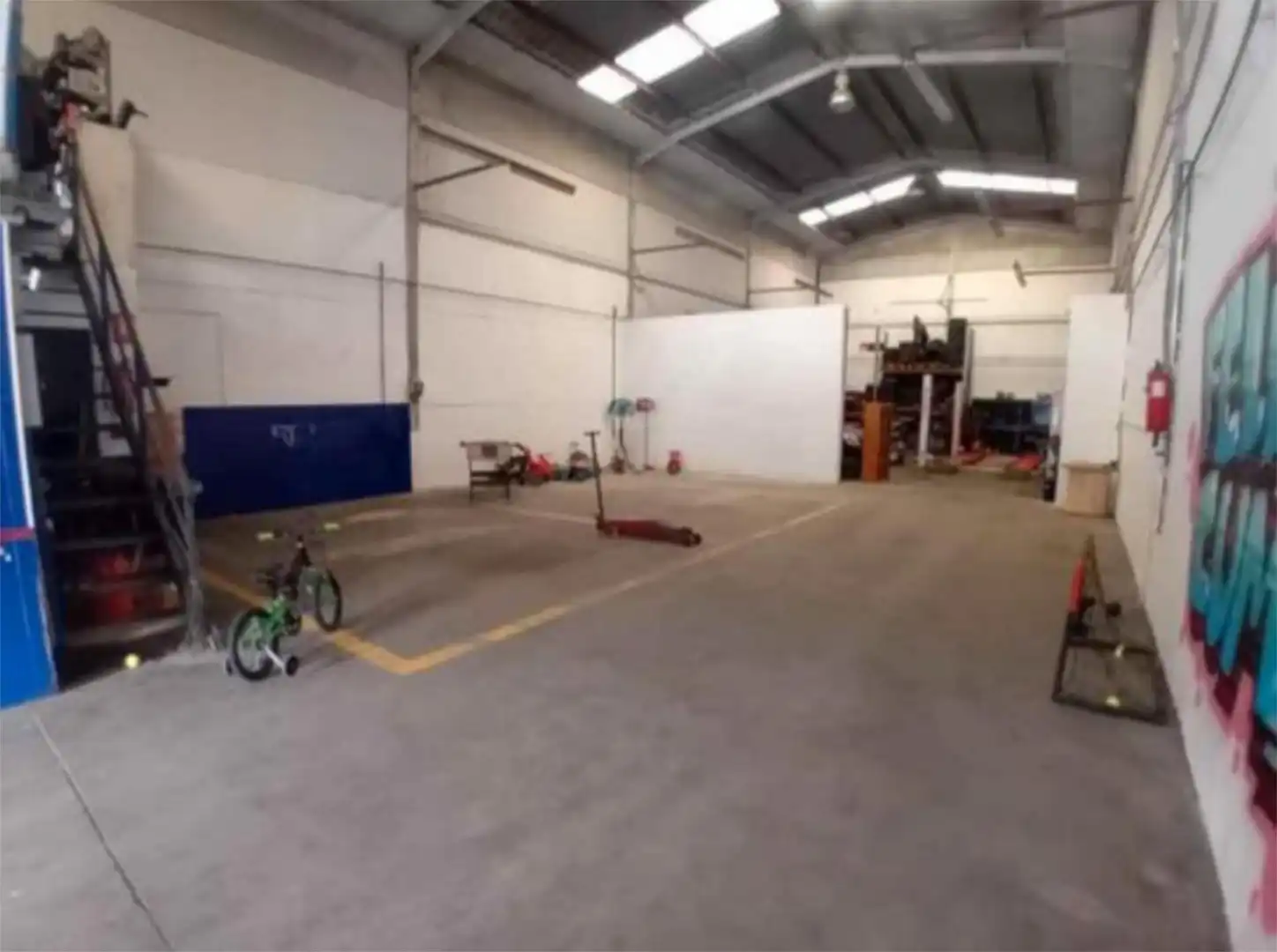 Nave industrial en venta en Calle Angola, 129, San Telmo - Federico Mayo - El Porta Nave industrial en venta en Jerez de la Frontera con Aire acondicionado