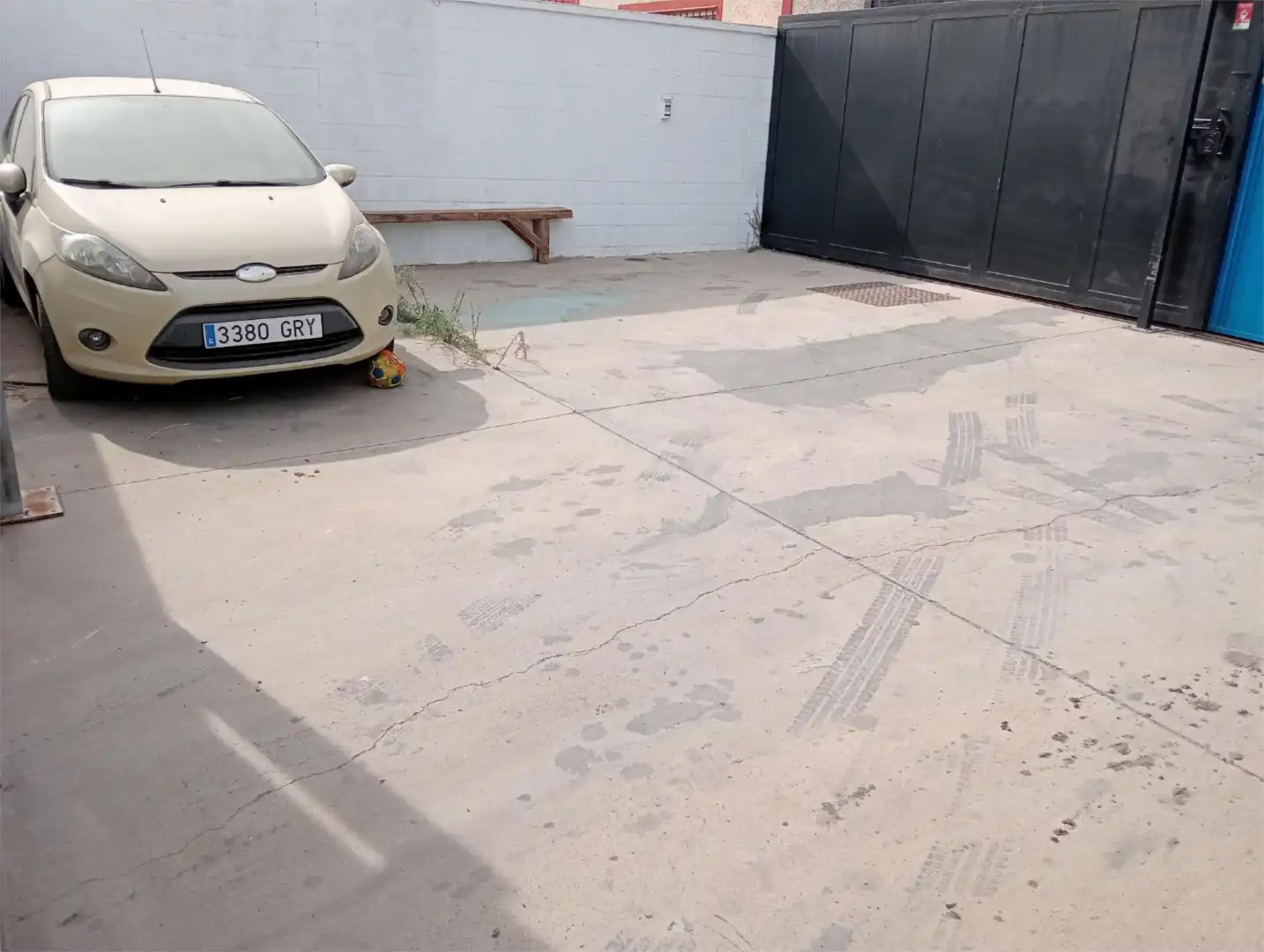 Nave industrial en venta en Calle Angola, 129, San Telmo - Federico Mayo - El Porta Parking de Nave industrial en venta en Jerez de la Frontera con Aire acondicionado