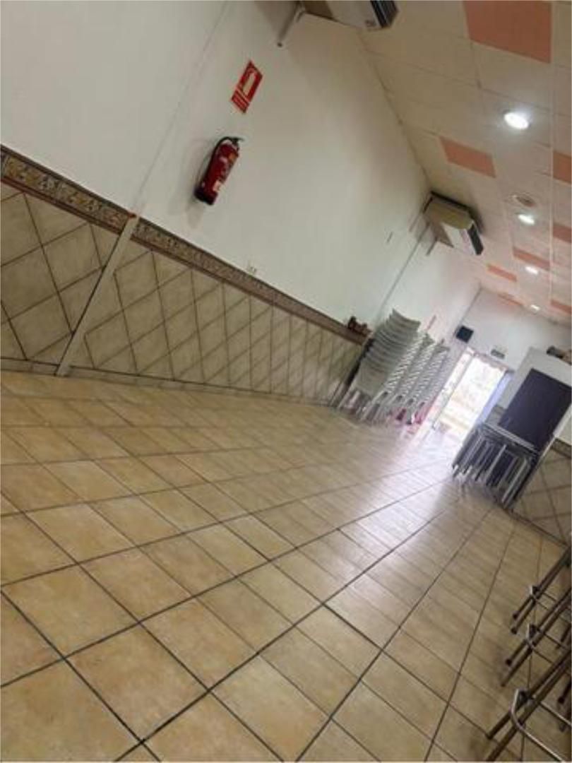 Nau industrial de lloguer en Jerez de la Frontera amb Aire condicionat