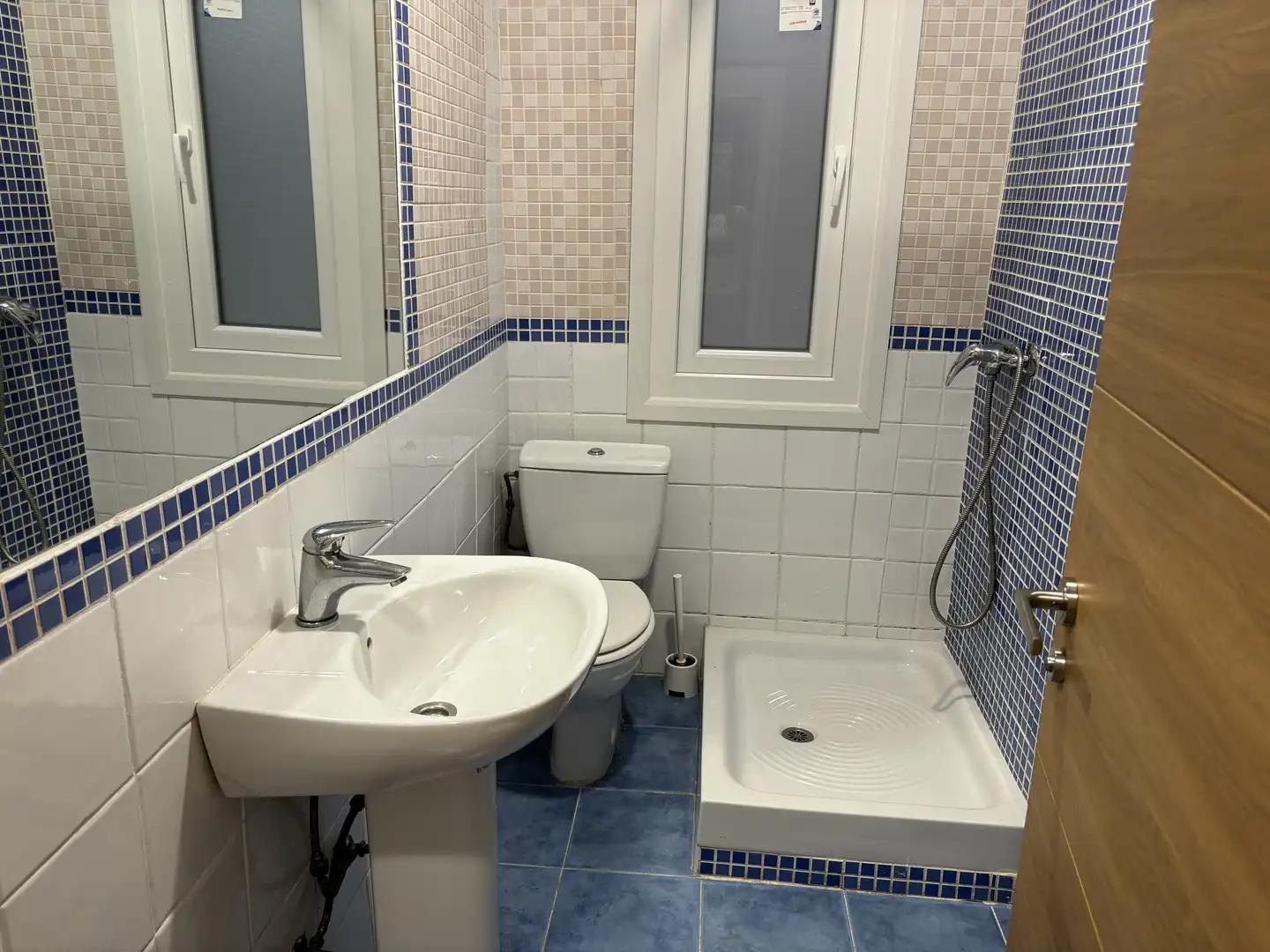 Habitació a Rúa Almirante Matos, 6, Campo da Torre - Mollabao Bany de Pis per a compartir en Pontevedra Capital amb Calefacció, Traster i Moblat