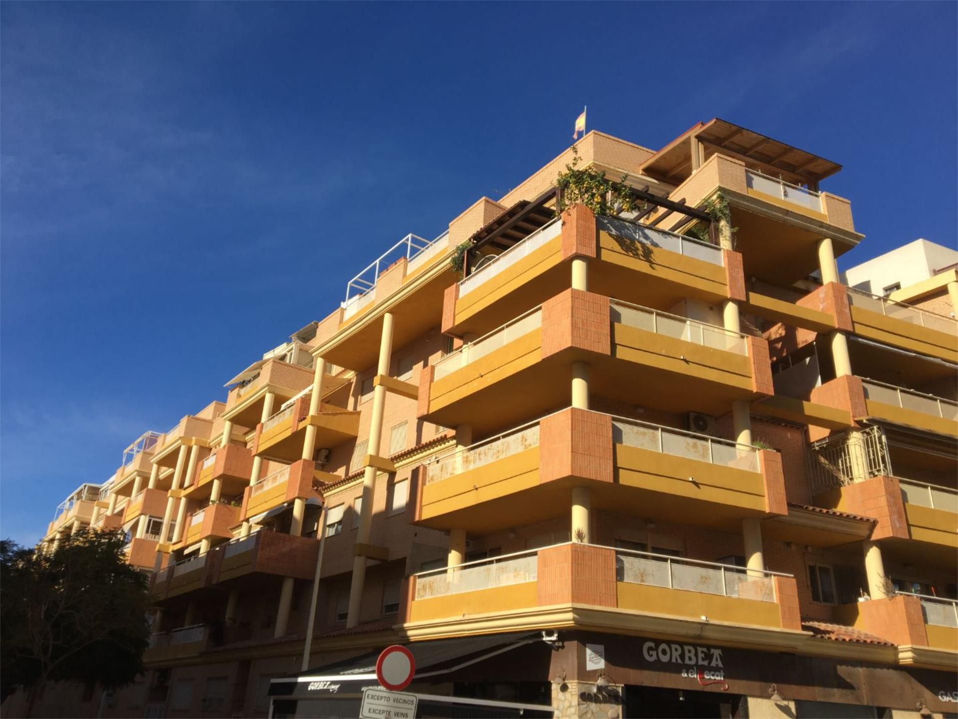 Vista exterior de Àtic de lloguer en Sagunto / Sagunt amb Aire condicionat, Calefacció i Terrassa