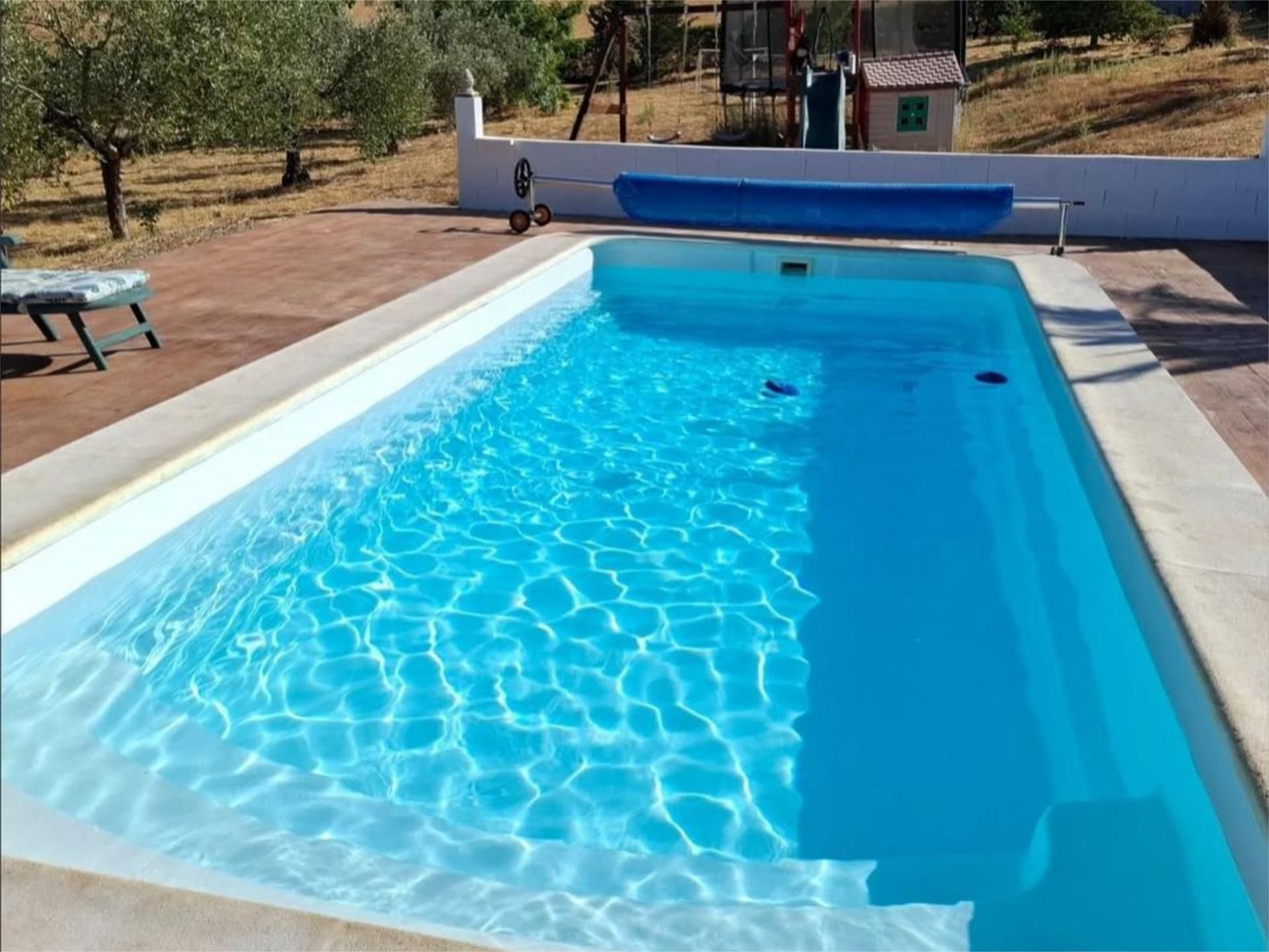 Swimming pool of House or chalet for sale in Alcaracejos  with Air Conditioner and Swimming Pool
