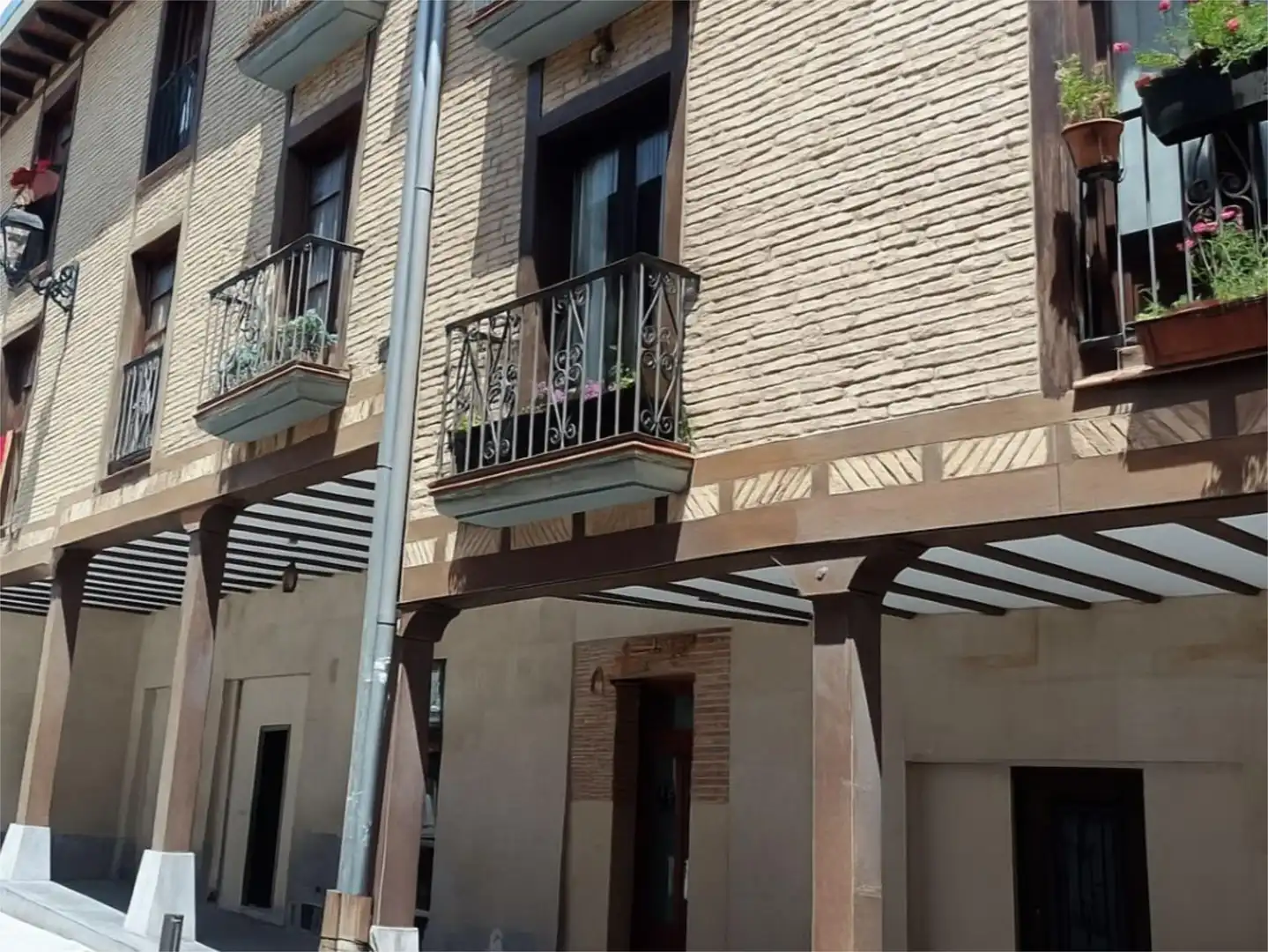Commercial properties for rent in Zapatari Kalea, 6, Salvatierra / Agurain Exterior view of Commercial properties for rent in Salvatierra / Agurain