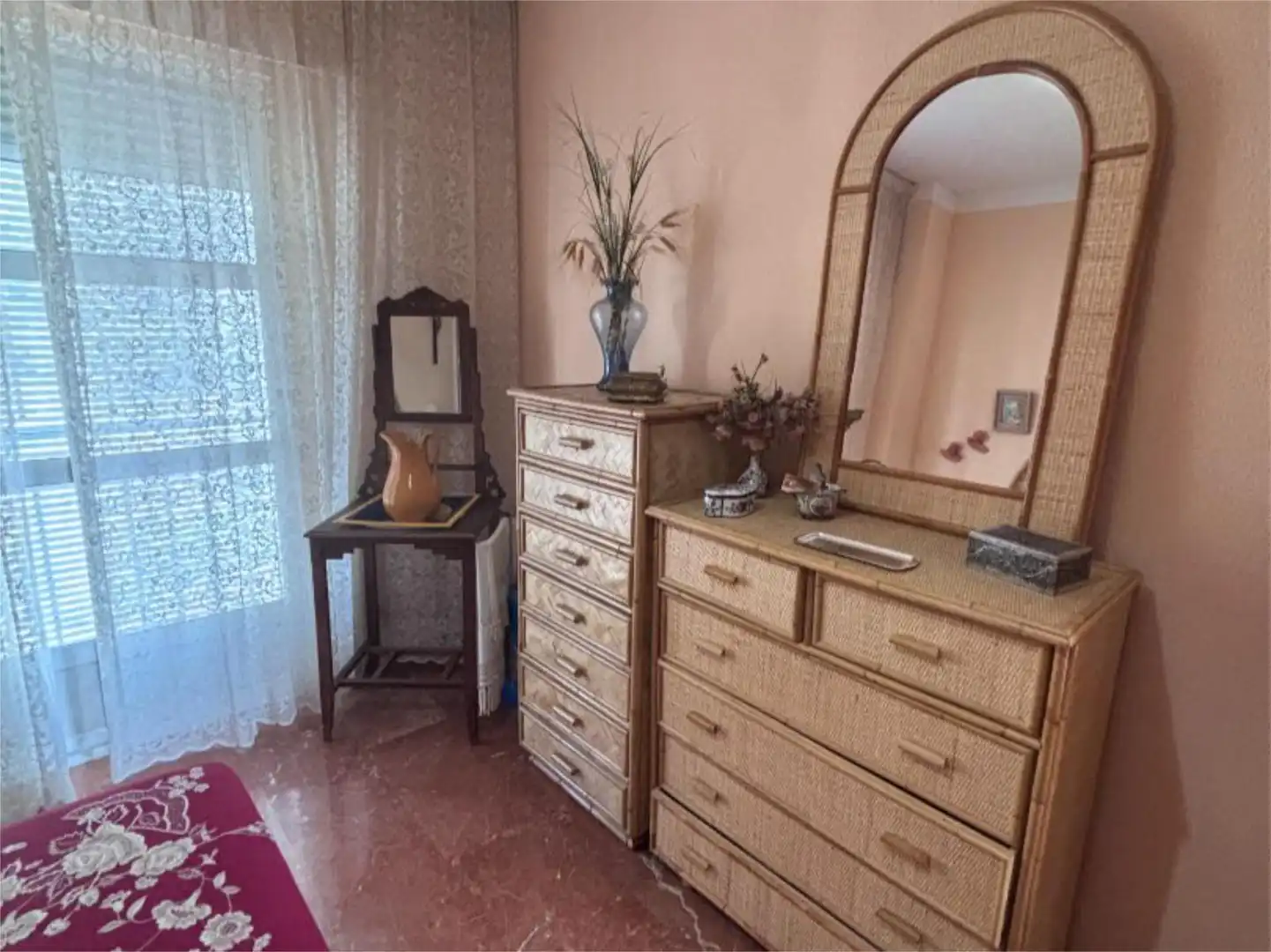 Casa adosada en venta en Calle Medidor Alonso Hernandez, 5, Los Villares Habitación de Casa adosada en venta en Los Villares con Terraza, Piscina y Balcón