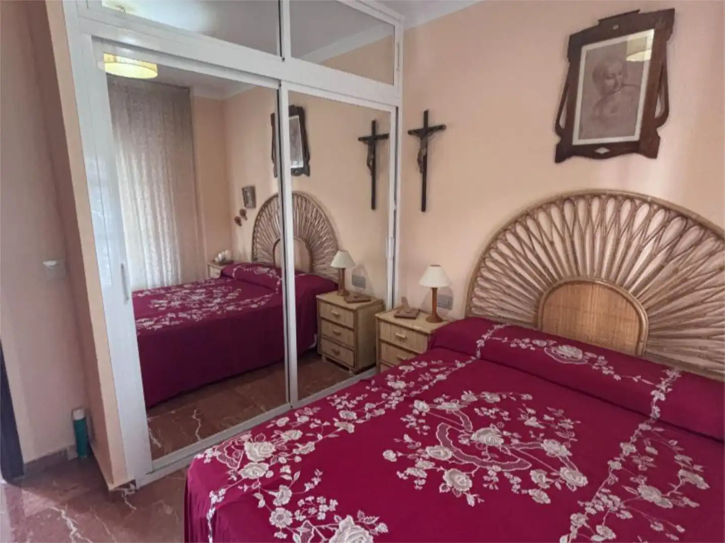 Casa adosada en venta en Calle Medidor Alonso Hernandez, 5, Los Villares Habitación de Casa adosada en venta en Los Villares con Terraza, Piscina y Balcón