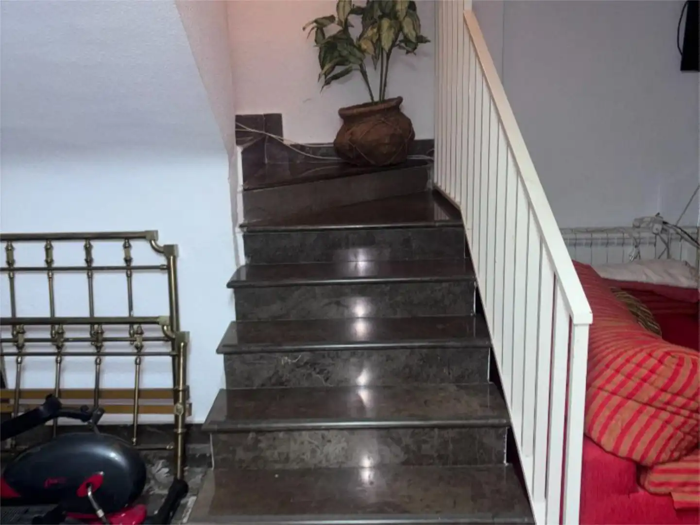 Casa adosada en venta en Calle Medidor Alonso Hernandez, 5, Los Villares Casa adosada en venta en Los Villares con Terraza, Piscina y Balcón