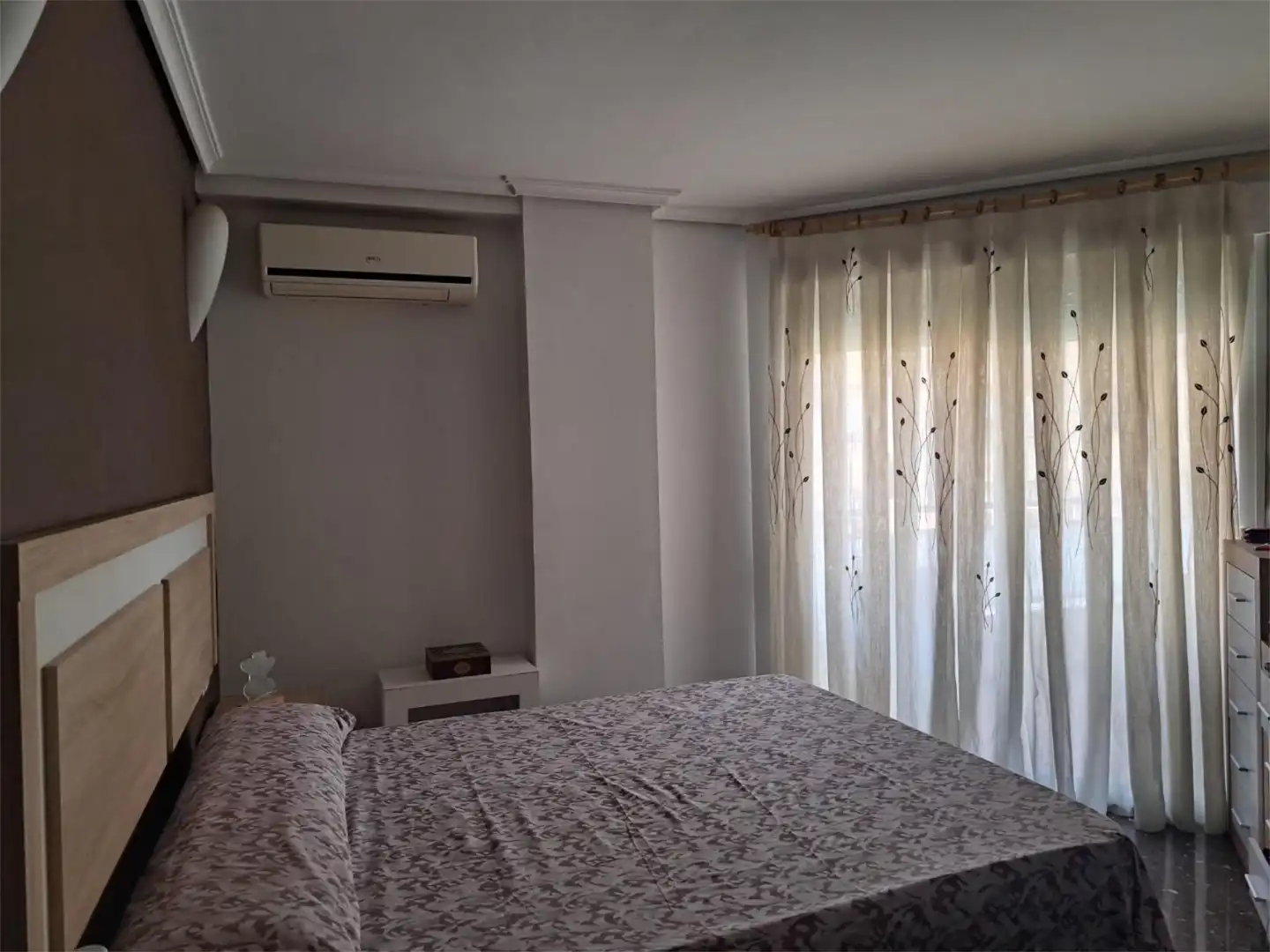 Attic for sale in Carrer de Villarrobledo, 11, Aldaia Bedroom of Attic for sale in Aldaia with Air Conditioner and Balcony