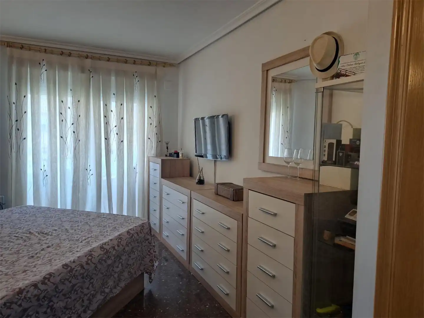 Attic for sale in Carrer de Villarrobledo, 11, Aldaia Bedroom of Attic for sale in Aldaia with Air Conditioner and Balcony