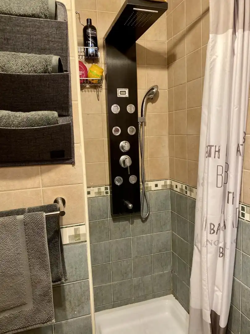 Badezimmer von Wohnung zum Verkauf in Alcolea mit Heizung, Privatgarten und Terrasse