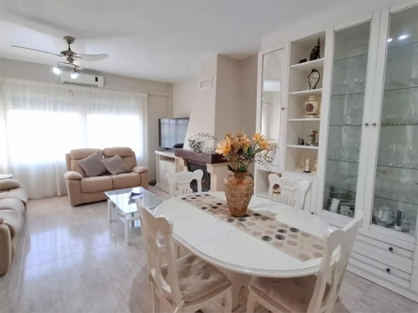 Casa adosada en venta en Calle la Linea, 2, Huércal-Overa Sala de estar de Casa adosada en venta en Huércal-Overa con Aire acondicionado, Terraza y Balcón