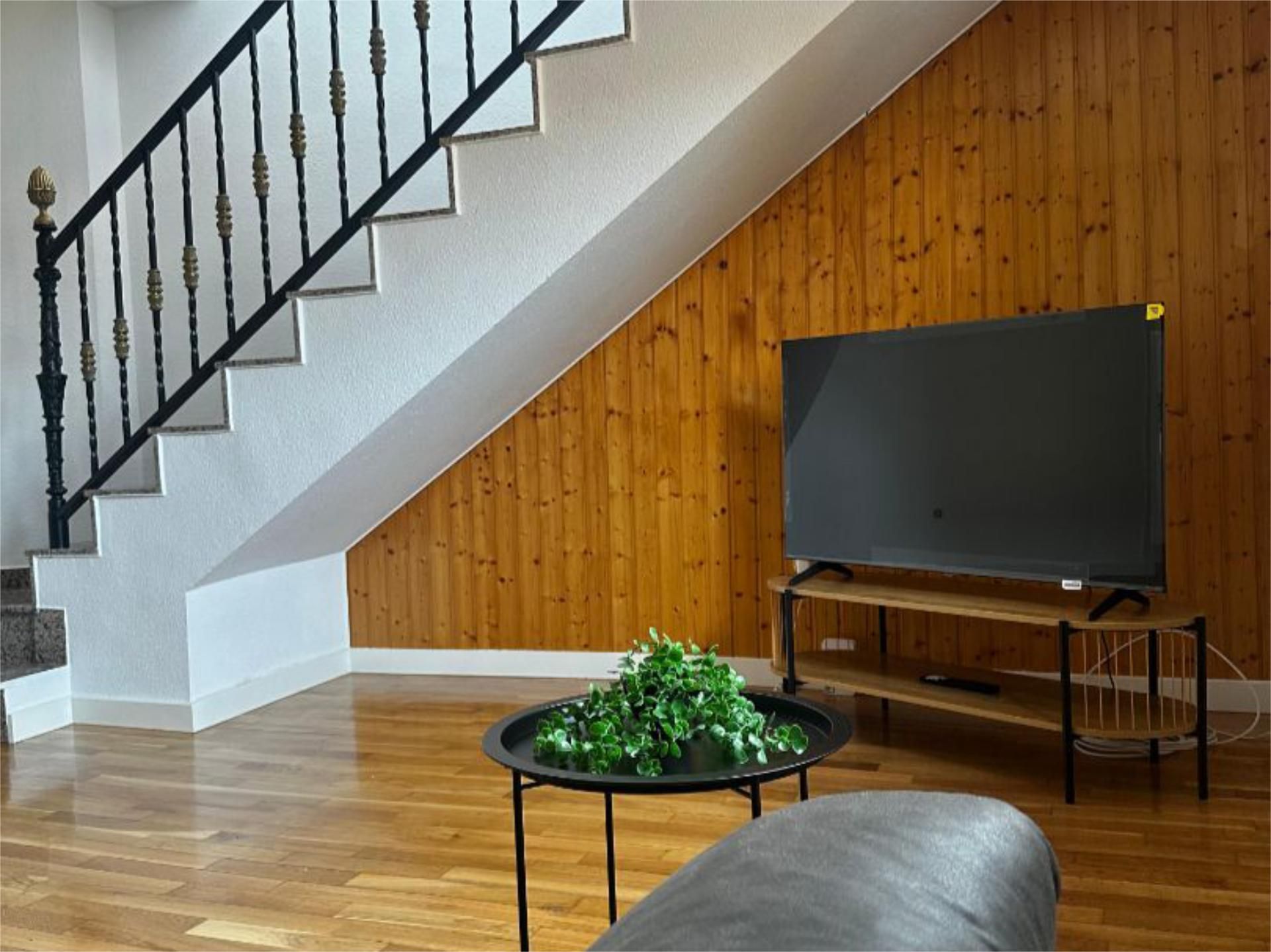 Sala de estar de Piso para compartir en Plasencia con Aire acondicionado, Calefacción y Parquet