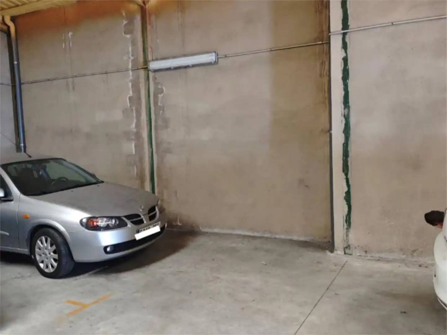 Fabrikhallen zum Verkauf in Calle de la Parra, 49, Salvatierra de los Barros Parkplatz von Fabrikhallen zum Verkauf in Salvatierra de los Barros