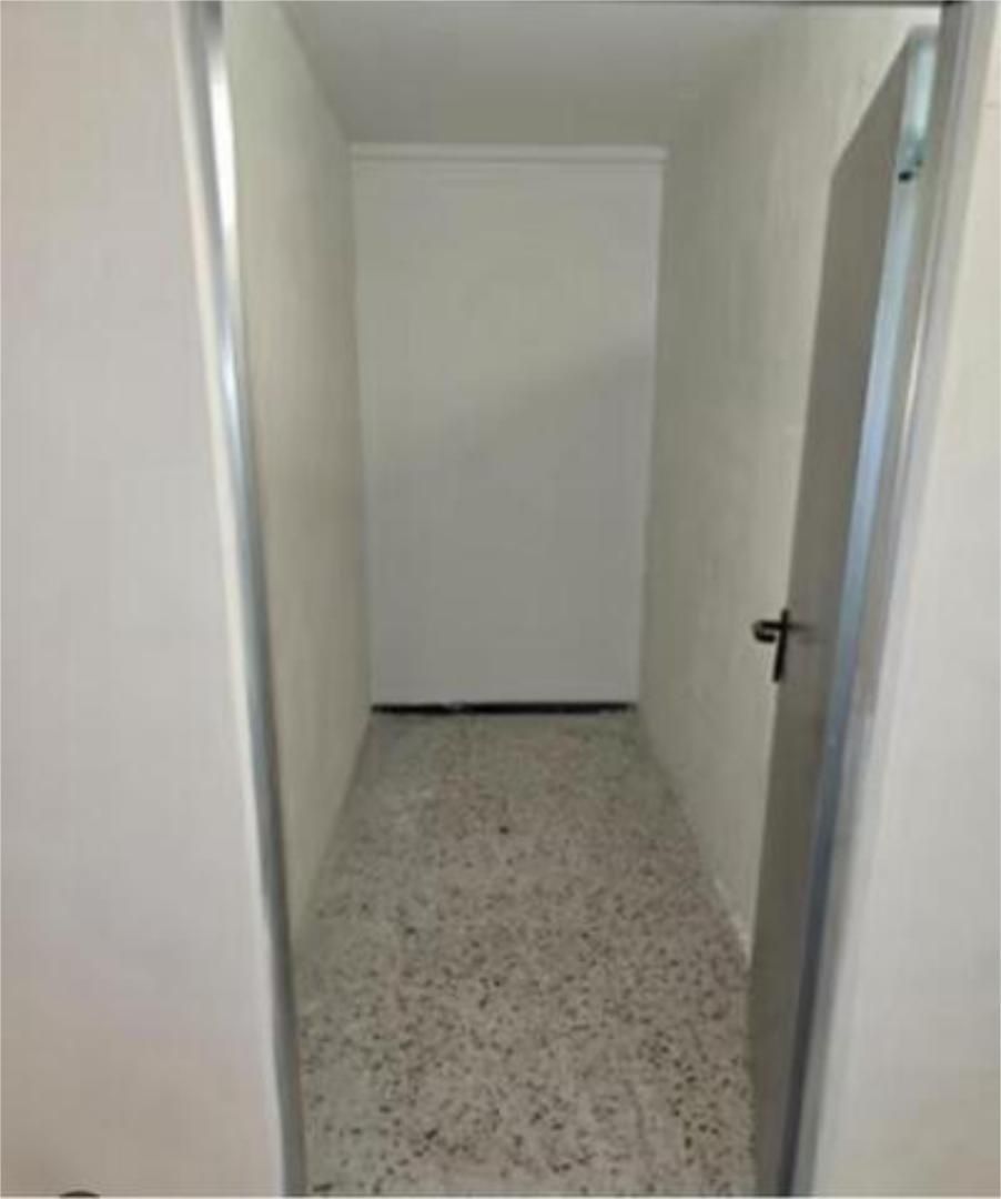 Box room to rent in Algeciras