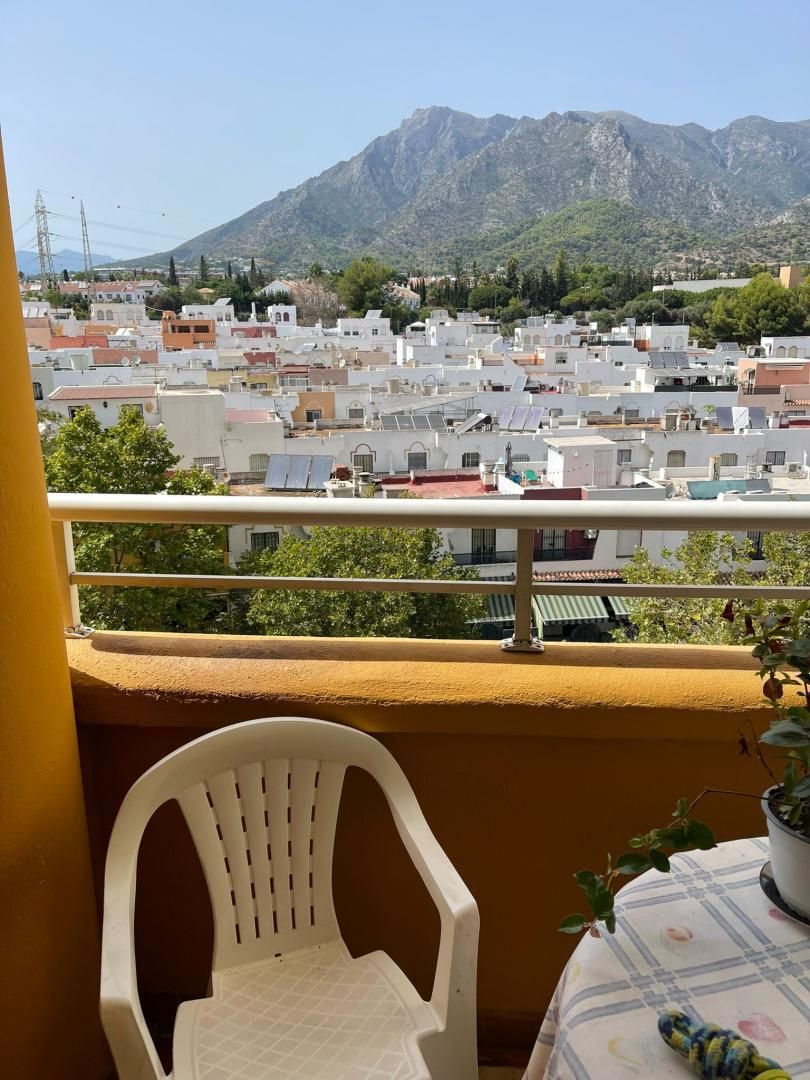 Exterior view of Flat for sale in Marbella  with Terrace and Balcony