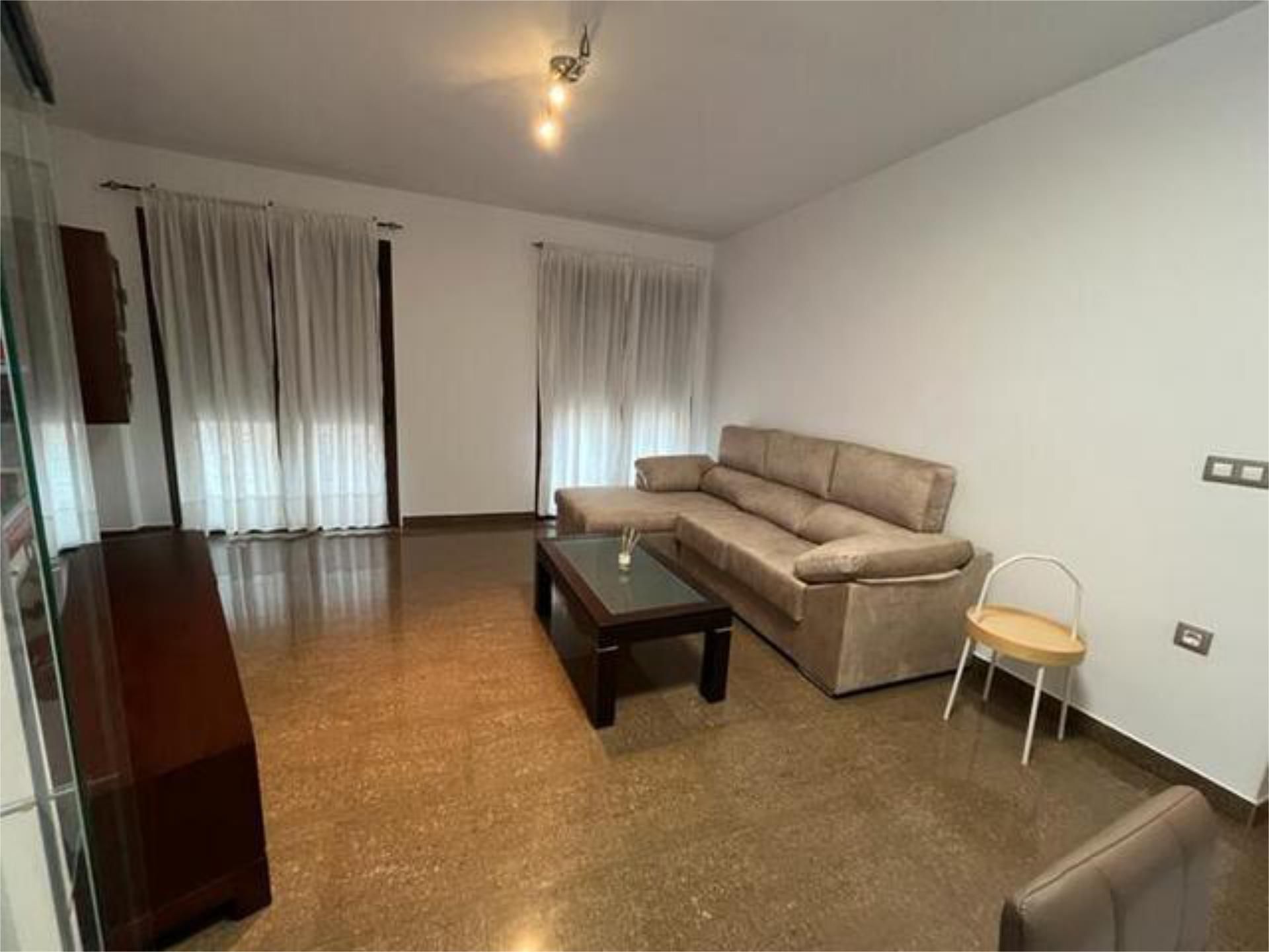 Sala d'estar de Pis de lloguer en Alhama de Murcia amb Calefacció i Moblat