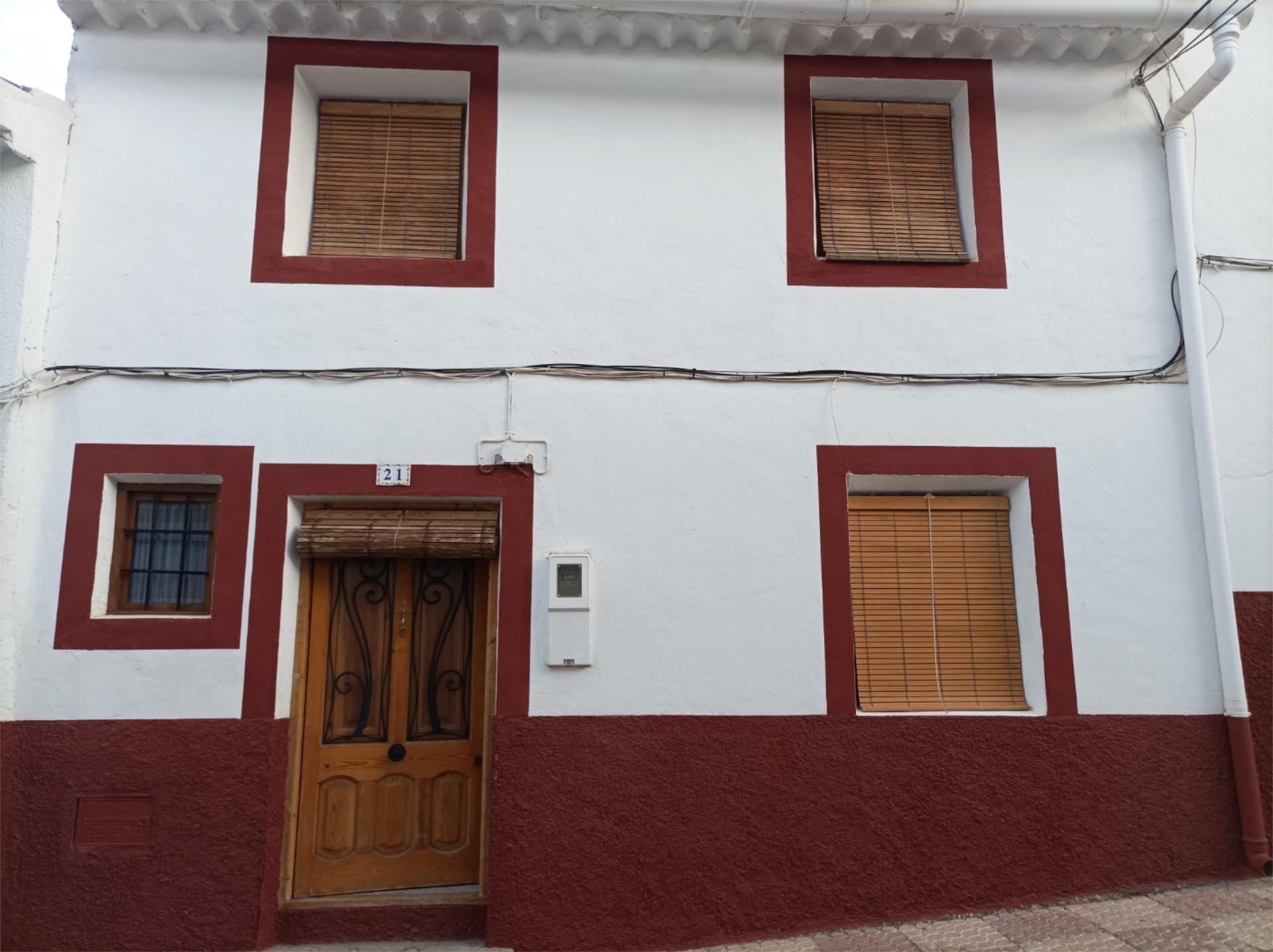 Vista exterior de Casa adosada en venda en Puebla de Don Fadrique