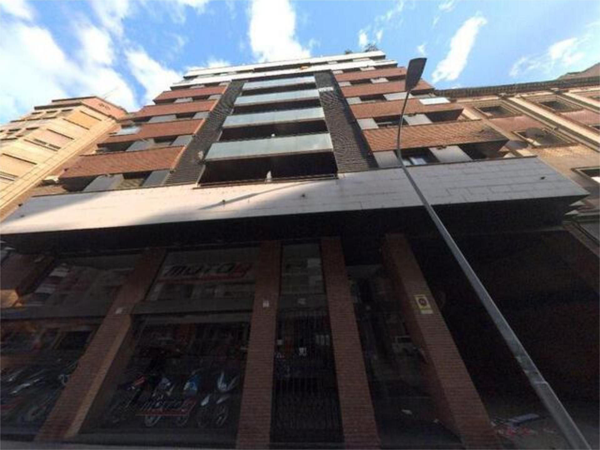 Vista exterior de Traster de lloguer en  Lleida Capital