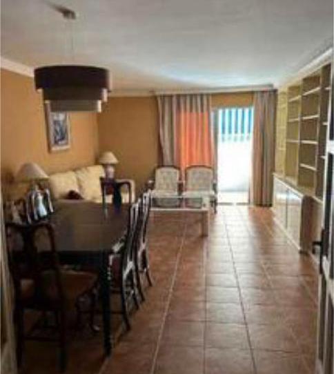 Piso en venta en Divina Pastora, Málaga - imagen 1 Foto 1 de Piso en venta en Divina Pastora, Málaga