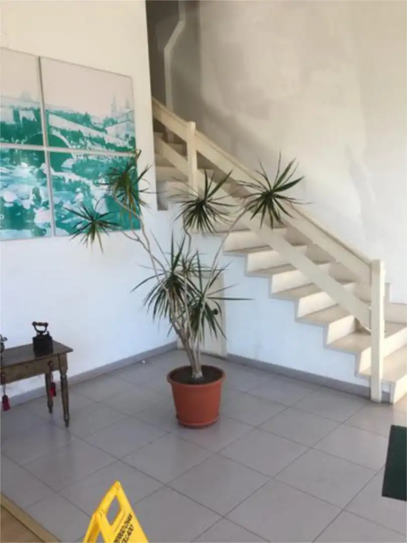 Industrial buildings for rent in Rúa das Palmeiras, O Milladoiro Industrial buildings for rent in Ames