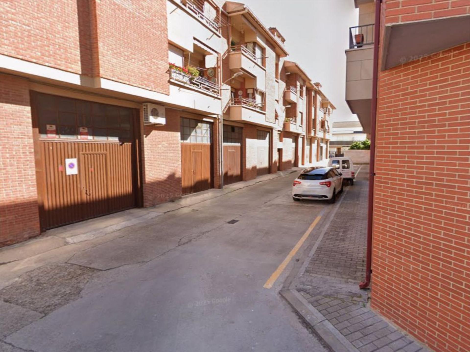 Vista exterior de Traster en venda en San Adrián