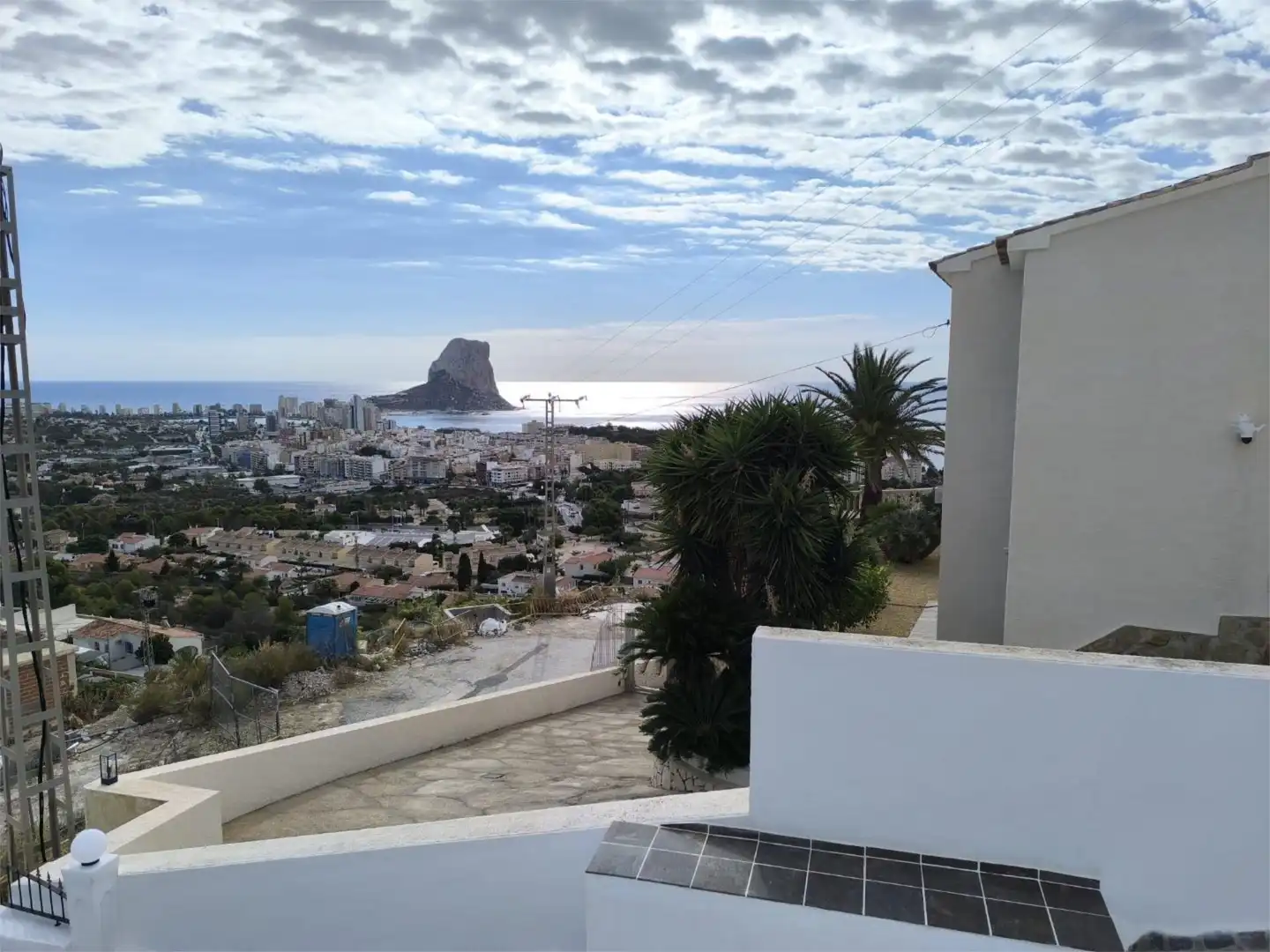 Flat for sale in Partida Les Cucarres, 11, Oltamar - Cucarres Exterior view of Flat for sale in Calpe / Calp with Air Conditioner, Terrace and Swimming Pool