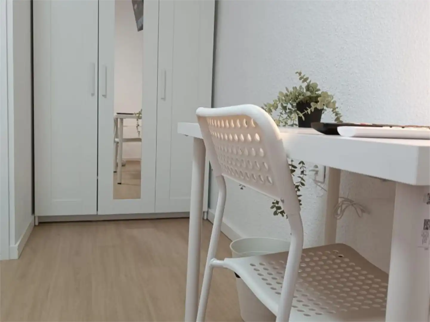 Habitación en Calle de Pedro López de Luna, 31, Ciudad Jardín - Parque Roma Habitación en Calle de Pedro López de Luna, 31, Ciudad Jardín - Parque Roma