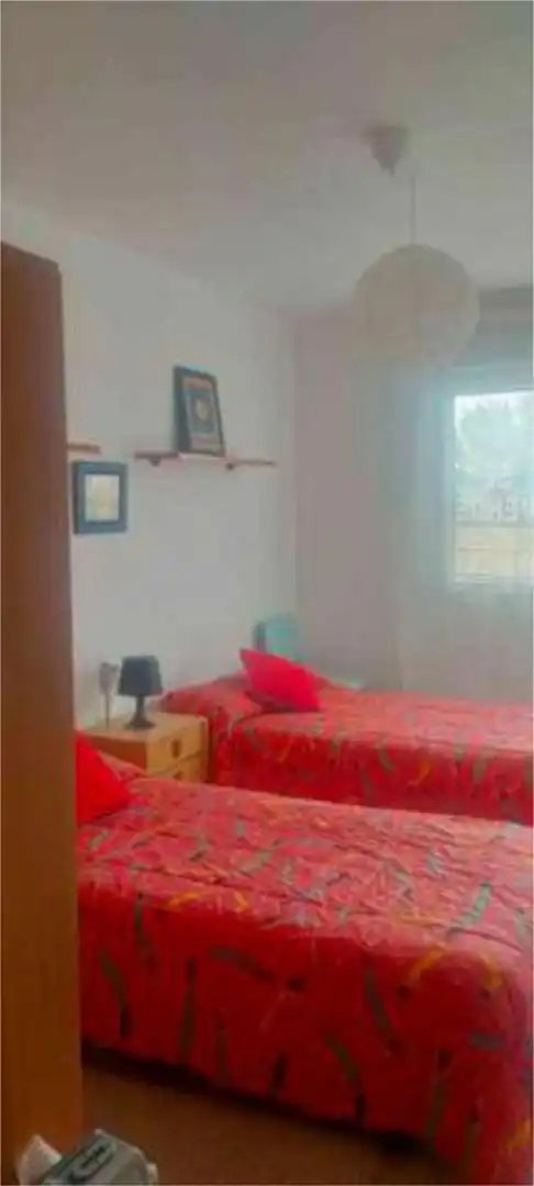 Habitación de Piso en venta en Cerezo de Río Tirón con Terraza