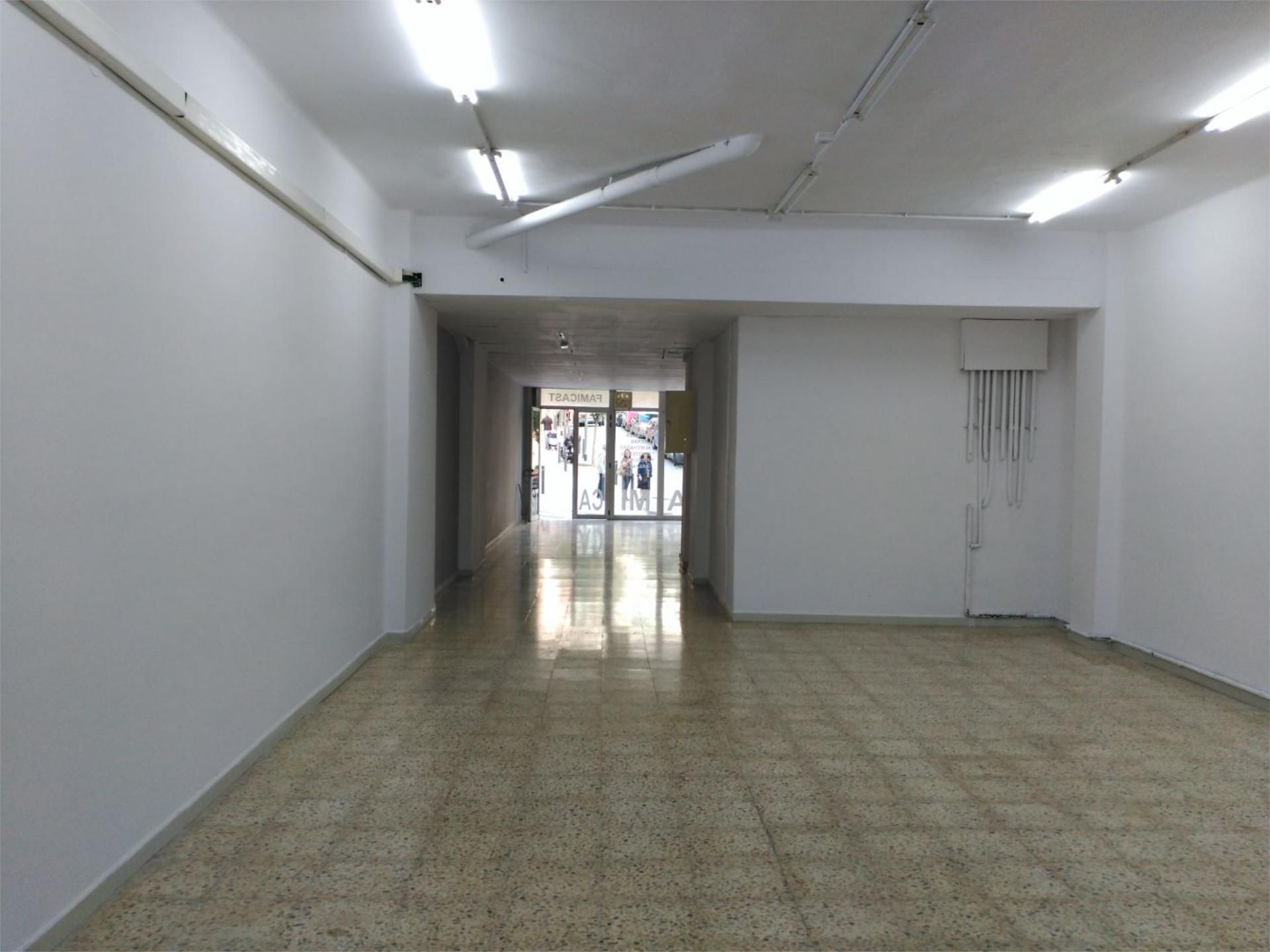 Local de lloguer en Santa Coloma de Gramenet