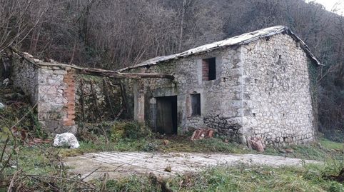 Foto 2 de Piso en venta en Lugar Robriguero, 44, Peñamellera Baja, Asturias