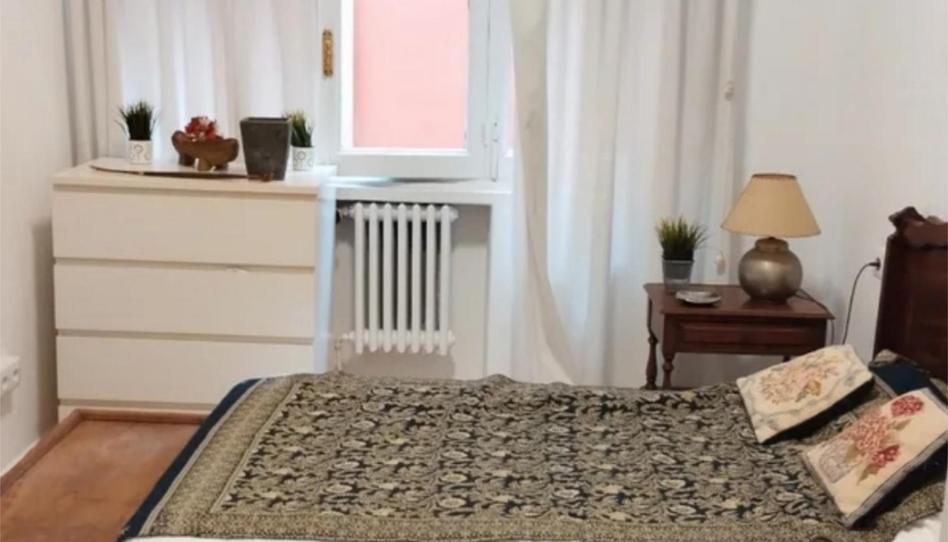 Flat to share in Plaza Periodista Arturo Arias, 12, Cimadevilla, Asturias - image 1 Photo 1 of Flat to share in Plaza Periodista Arturo Arias, 12, Cimadevilla, Asturias