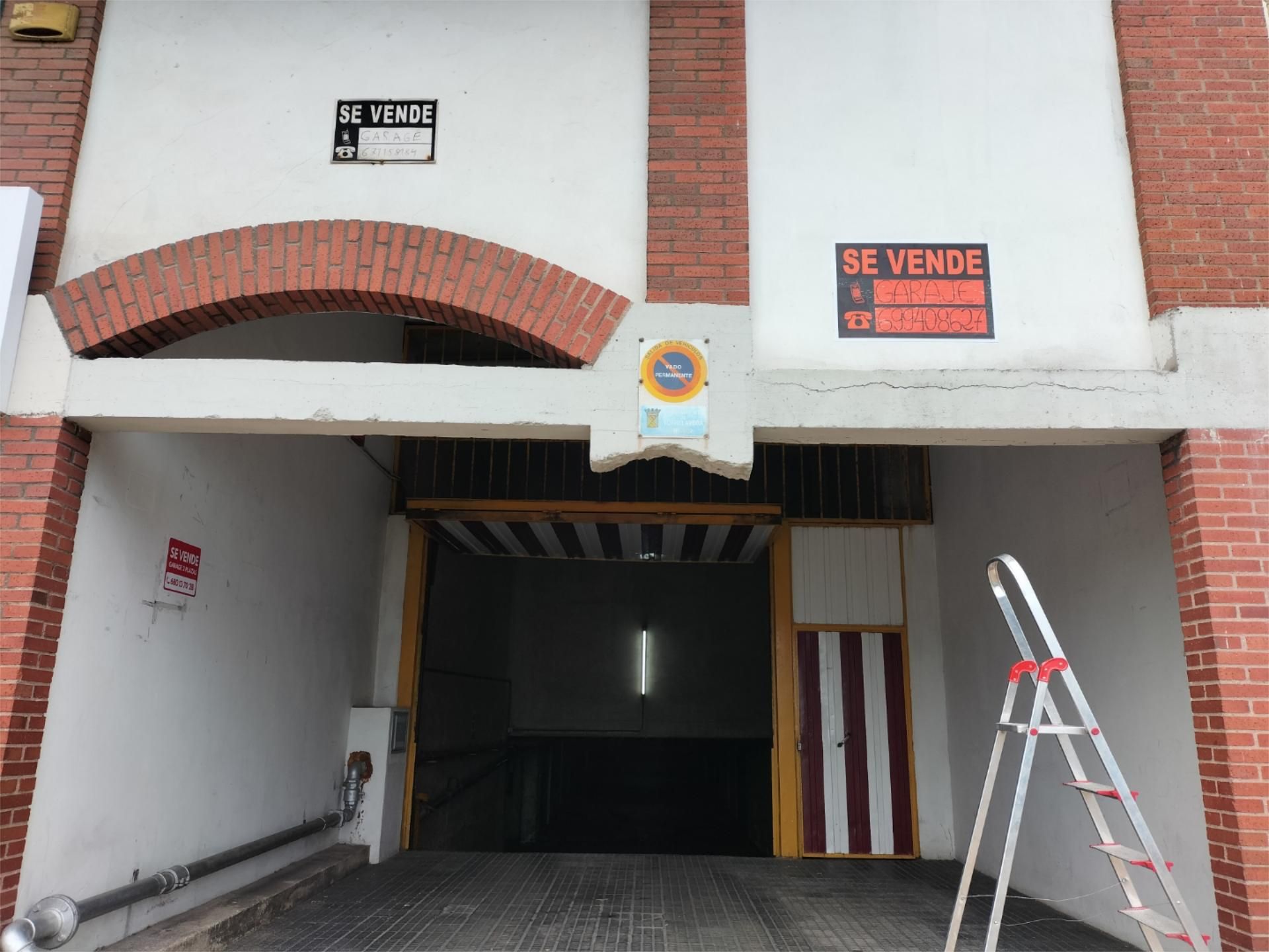 Garage to rent in Torrelavega 
