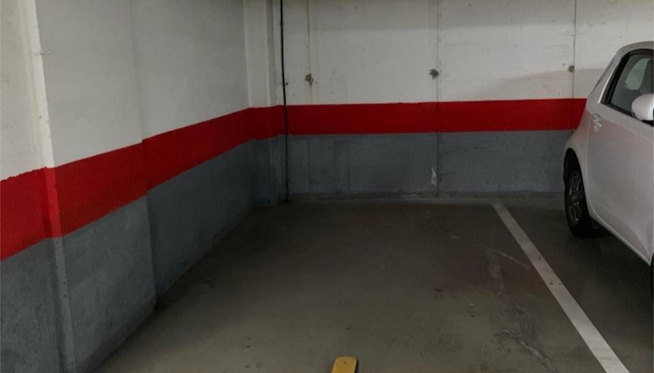 Garatge en venda a Carretera Reial, 102, Centre, Barcelona - imatge 1 Foto 1 de Garatge en venda a Carretera Reial, 102, Centre, Barcelona