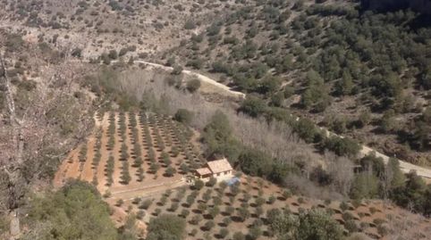 Foto 3 von Grundstücke zum Verkauf in Calle Olmo, 14, Salvacañete, Cuenca