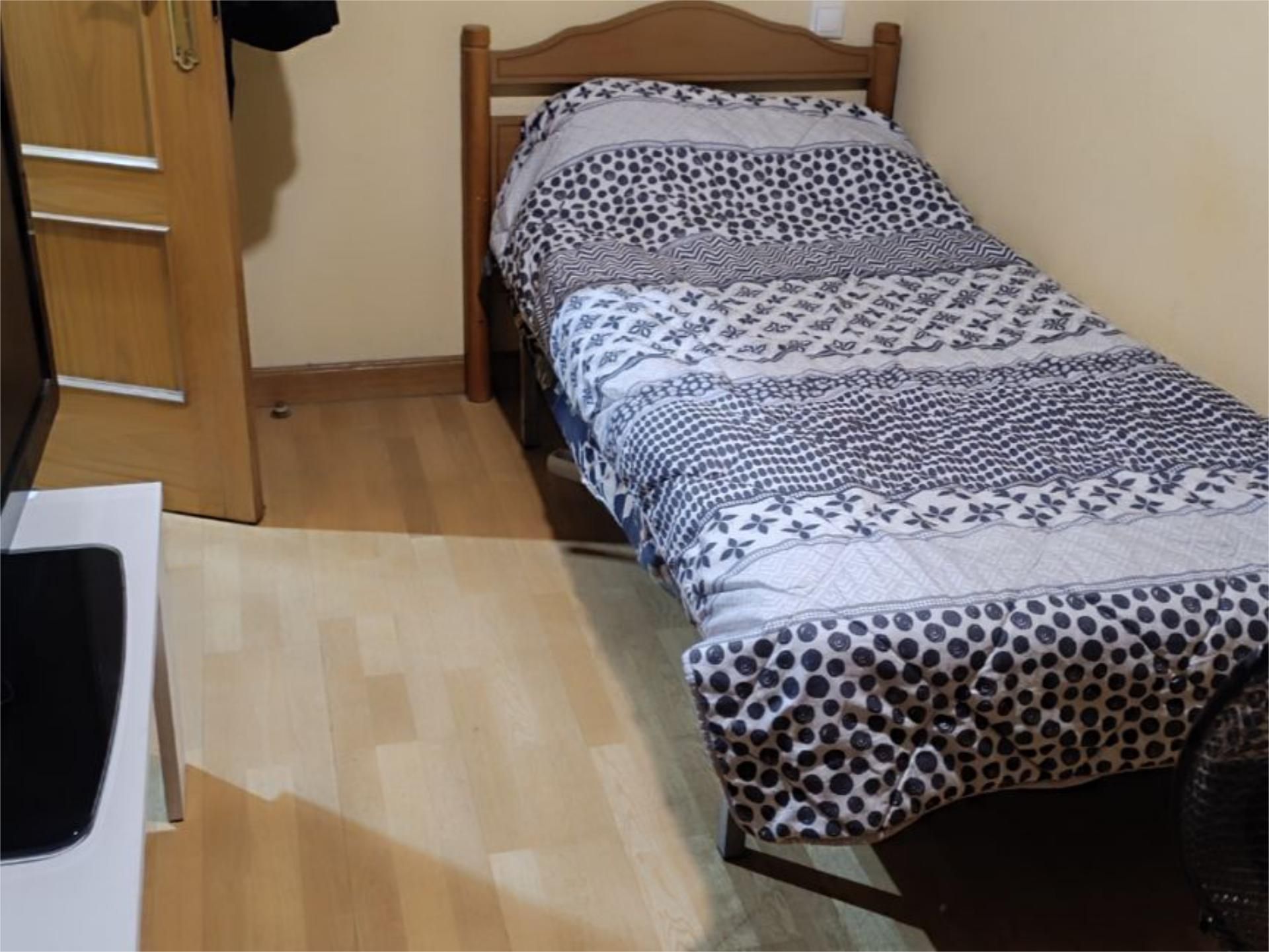 Flat to share in Calle Alto Tajo, 21, Alovera