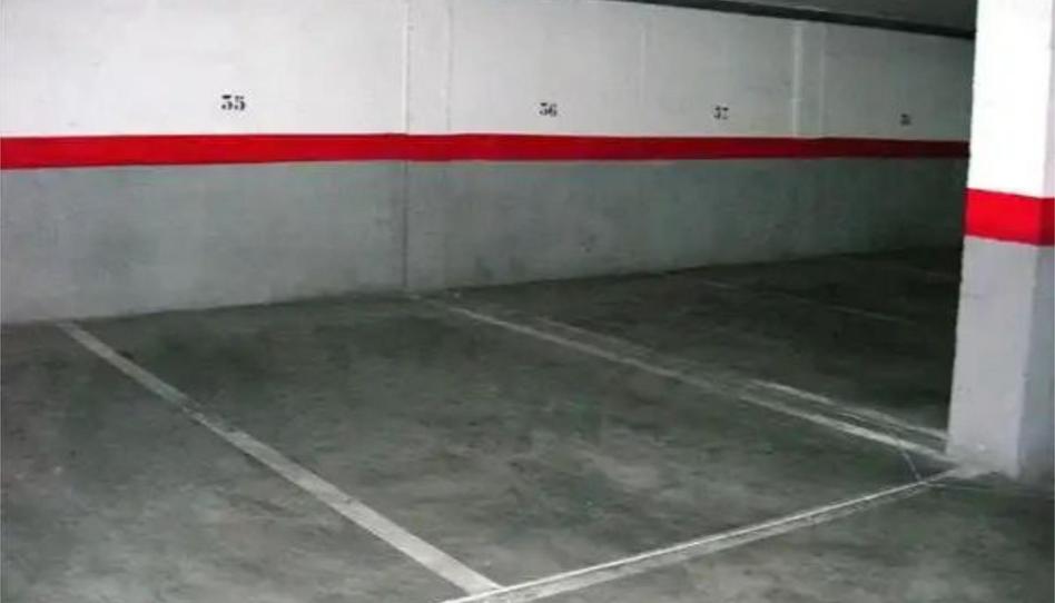 Foto 1 de Garatge en venda a Calle del Valle de Mena, 23, Valdezarza, Madrid