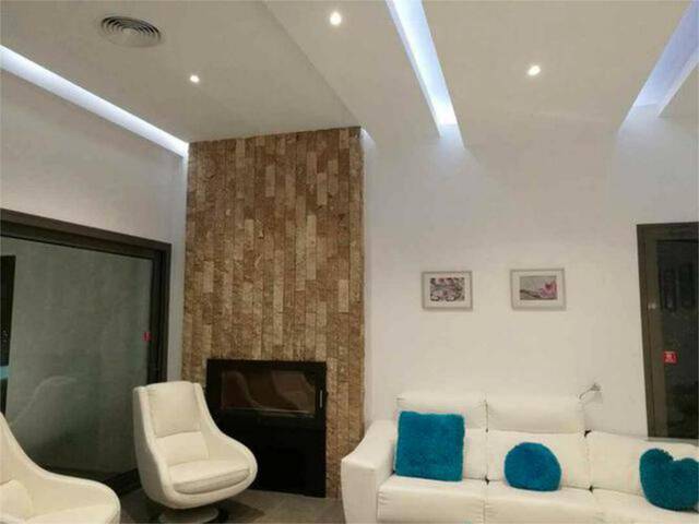 Casa adosada en Venta en La Carihuela - Los Nidos