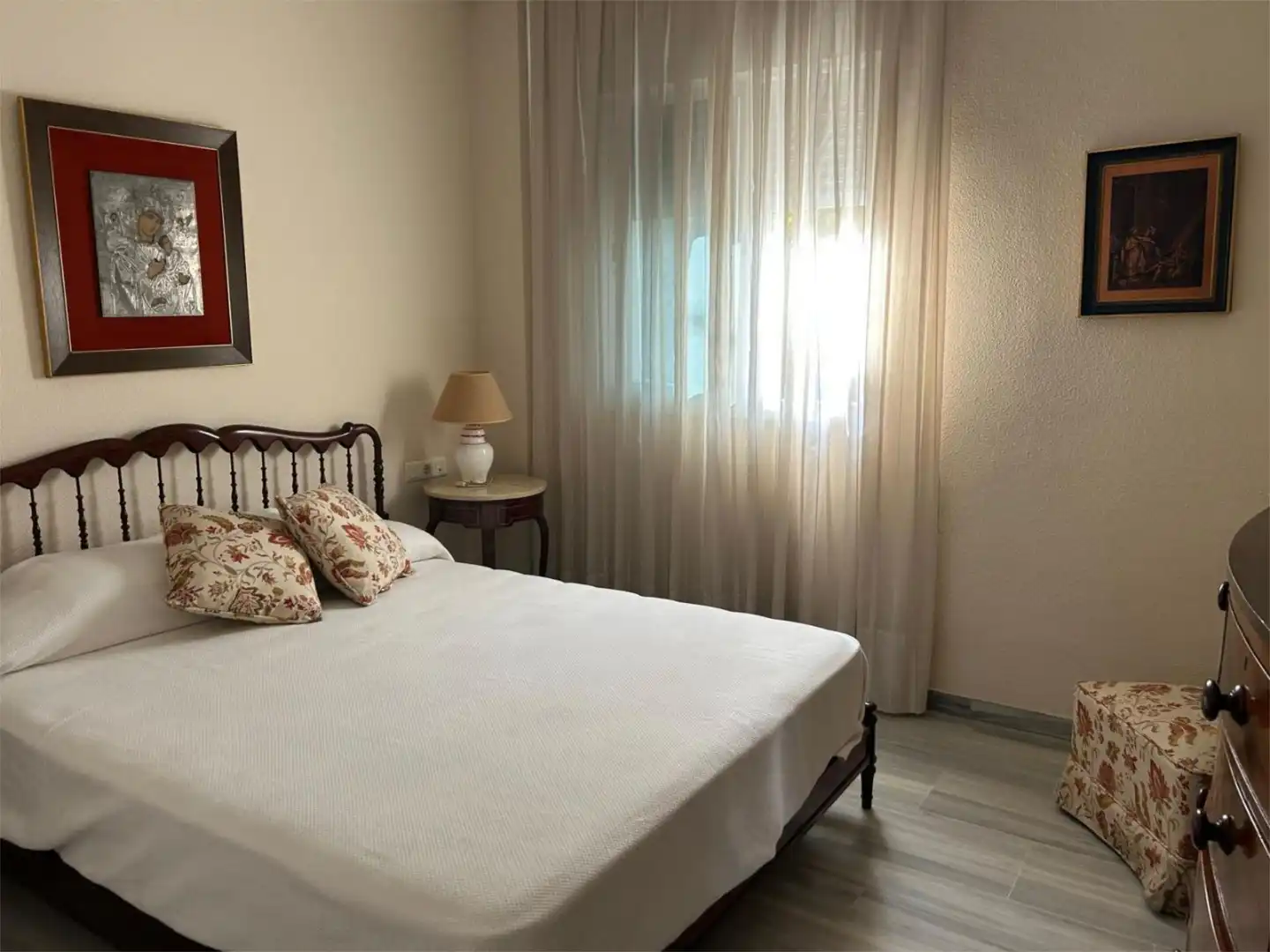 Bedroom of Flat for sale in Sevilla  with Air Conditioner, Terrace and Balcony