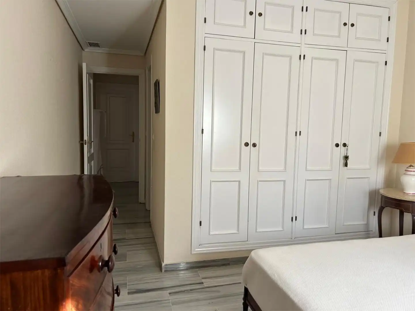 Bedroom of Flat for sale in Sevilla  with Air Conditioner, Terrace and Balcony